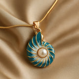 Collana con Conchiglia Blu Perla